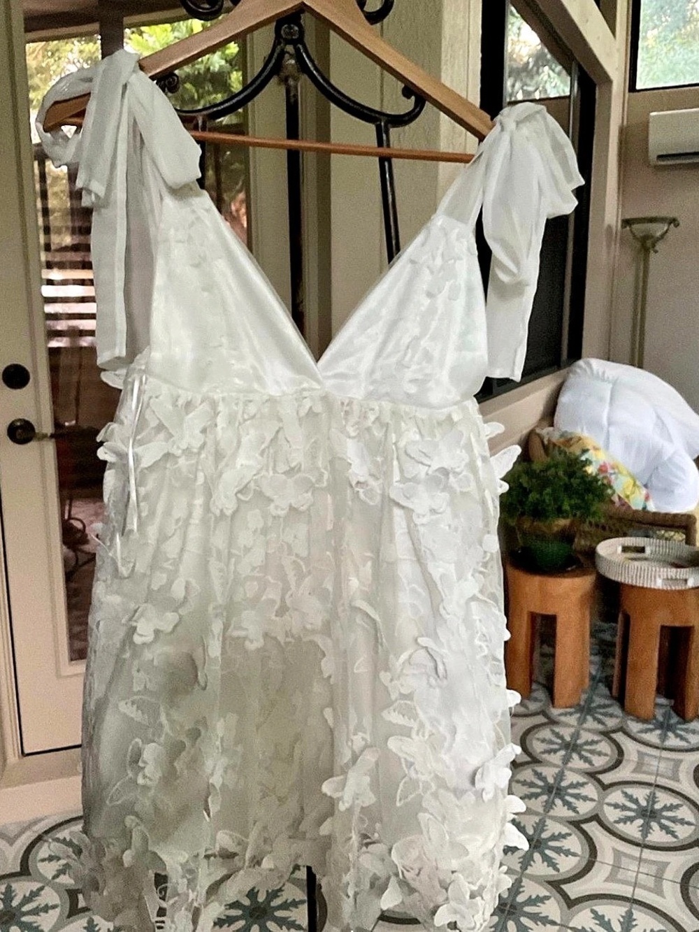 Woman dress Butterfly Applique Dress White